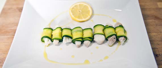 ricetta dei rotolini di merluzzo e zucchine al vapore